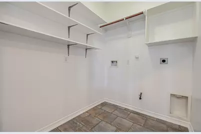 537 Green Meadows Drive, West Columbia, TX 77486 - Photo 36