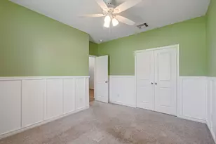 537 Green Meadows Dr, West Columbia, TX 77486 - Photo 8