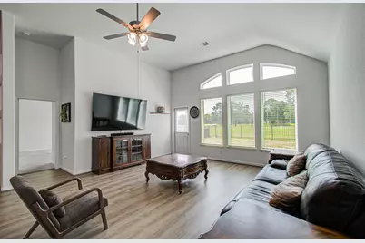 537 Green Meadows Drive, West Columbia, TX 77486 - Photo 26