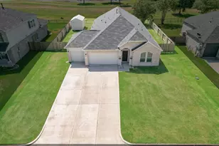 537 Green Meadows Dr, West Columbia, TX 77486 - Photo 44