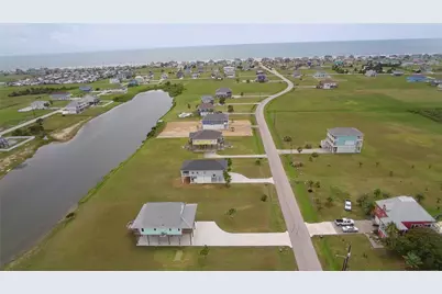 3807 Indian Beach Drive, Galveston, TX 77554 - Photo 4