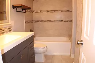 2323 Fairwind Dr, Houston, TX 77062 - Photo 22