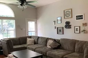 254 Maple Ln, Conroe, TX 77304 - Photo 10