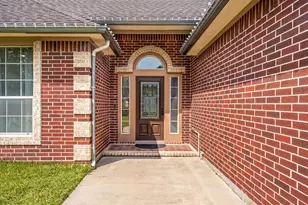 600 River Bend Dr, Baytown, TX 77521 - Photo 4