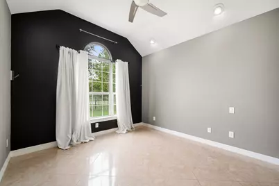 600 River Bend Drive, Baytown, TX 77521 - Photo 18