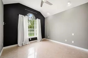 600 River Bend Dr, Baytown, TX 77521 - Photo 18