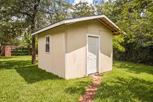 600 River Bend Dr, Baytown, TX 77521 - Photo 24