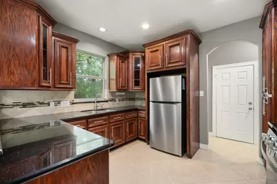 600 River Bend Drive, Baytown, TX 77521 - Photo 12
