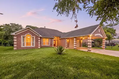 600 River Bend Drive, Baytown, TX 77521 - Photo 1