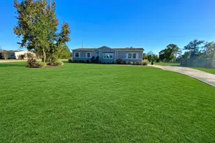 11720 W Small Oak Ln, Willis, TX 77378 - Photo 2