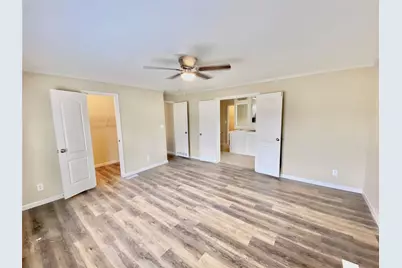 11720 W Small Oak Lane, Willis, TX 77378 - Photo 14