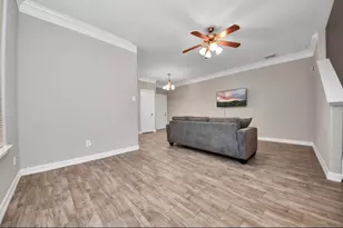10347 Panther Point Dr, Houston, TX 77099 - Photo 8