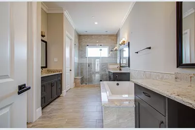 2114 Mason Street, Houston, TX 77006 - Photo 24