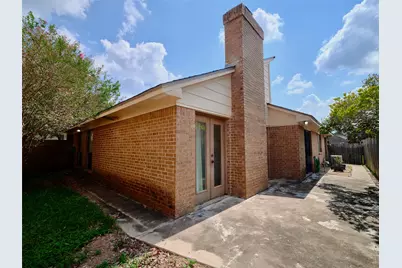 1520 Crestmont Street, Wharton, TX 77488 - Photo 36