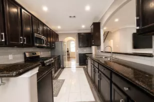 8806 Inglebrook Ln, Houston, TX 77083 - Photo 12