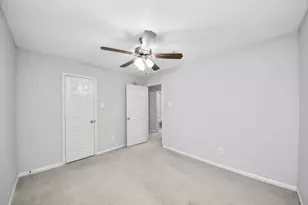 14134 Silver Glade Ln, Sugar Land, TX 77498 - Photo 34