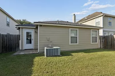 2658 Skyview Downs Drive, Houston, TX 77047 - Photo 22