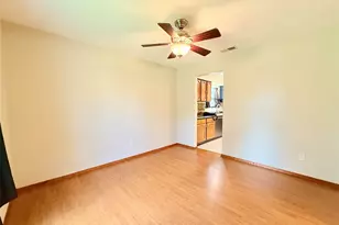 2410 Point Comfort Ct, Webster, TX 77598 - Photo 4