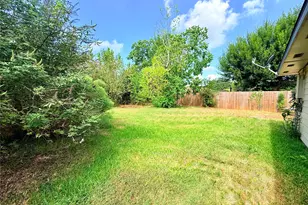 2410 Point Comfort Ct, Webster, TX 77598 - Photo 20