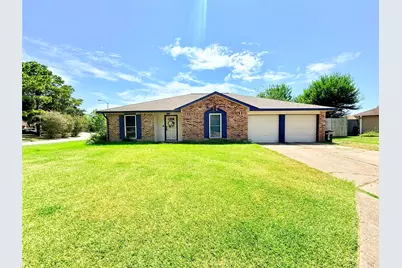 2410 Point Comfort Court, Webster, TX 77598 - Photo 2