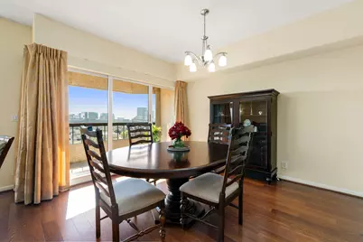 2001 Holcombe Boulevard #803, Houston, TX 77030 - Photo 10