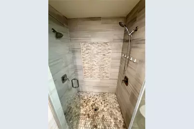 629 Westford Street, Houston, TX 77022 - Photo 8