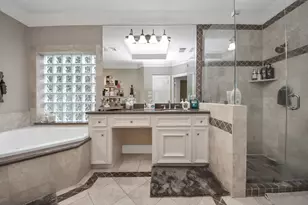 2502 Blossom Bay Ct, Houston, TX 77059 - Photo 20