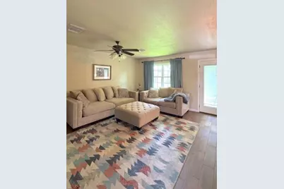 1410 Avenue D, Danbury, TX 77534 - Photo 6