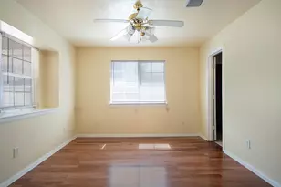 1209 Lovett St, Tomball, TX 77375 - Photo 8