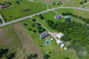 92 Canyon Run Blvd, Huntsville, TX 77320 - Photo 4