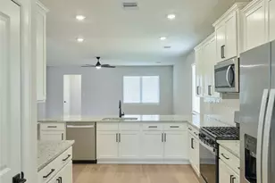21554 Bluebonnet Bay Dr, Magnolia, TX 77354 - Photo 10