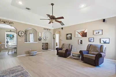 16180 Oaklawn Drive, Splendora, TX 77372 - Photo 12