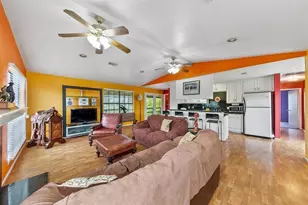 4502 Gainsborough Dr, Brookshire, TX 77423 - Photo 8