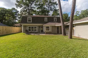 726 Thistlewood Dr, Houston, TX 77079 - Photo 32