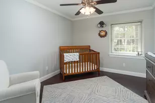 726 Thistlewood Dr, Houston, TX 77079 - Photo 16