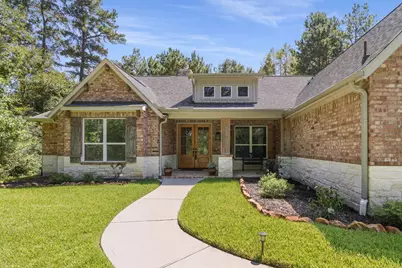 244 Grand View, Huntsville, TX 77340 - Photo 6