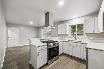 4114 Hill Oak Drive, Houston, TX 77092 - Photo 2