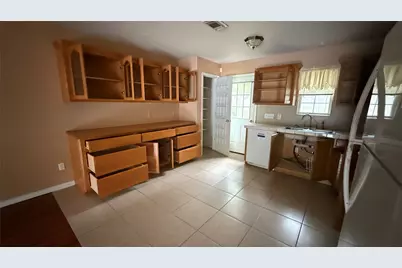 102 Brookdale Circle, Woodville, TX 75979 - Photo 6