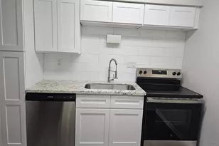 1860 White Oak Dr, Houston, TX 77009 - Photo 2