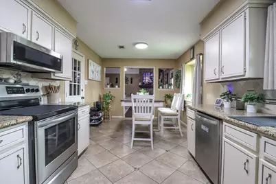 2055 Stacy Street, Beaumont, TX 77707 - Photo 18