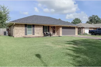 2055 Stacy Street, Beaumont, TX 77707 - Photo 2
