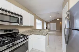 11110 Grassyglen Dr, Houston, TX 77064 - Photo 6