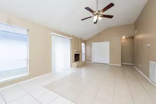 11110 Grassyglen Dr, Houston, TX 77064 - Photo 2