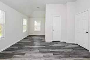 5818 Northern Oak St, Houston, TX 77016 - Photo 8