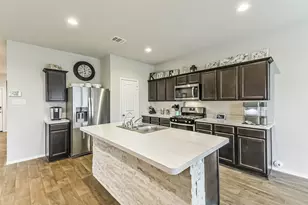 20861 Olive Leaf St, New Caney, TX 77357 - Photo 10