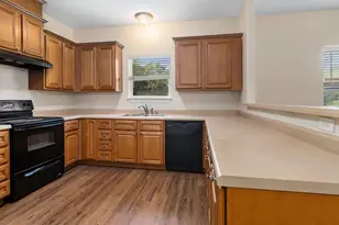 203 3rd St N, Texas City, TX 77590 - Photo 4
