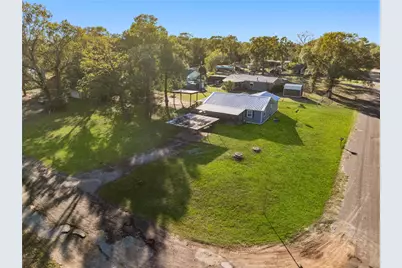 2705 21st Street, Hempstead, TX 77445 - Photo 36