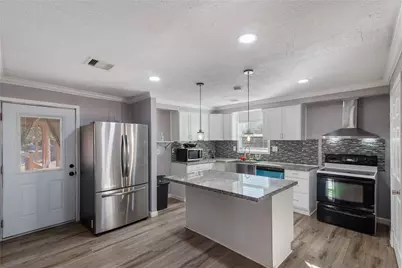 2705 21st Street, Hempstead, TX 77445 - Photo 6