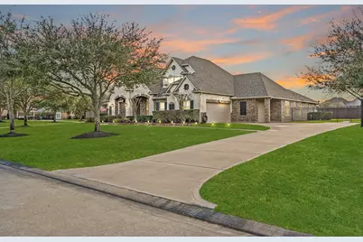 17703 Fairhaven Lake Drive, Cypress, TX 77433 - Photo 4