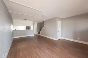 122 N Iowa Ave, League City, TX 77573 - Photo 2